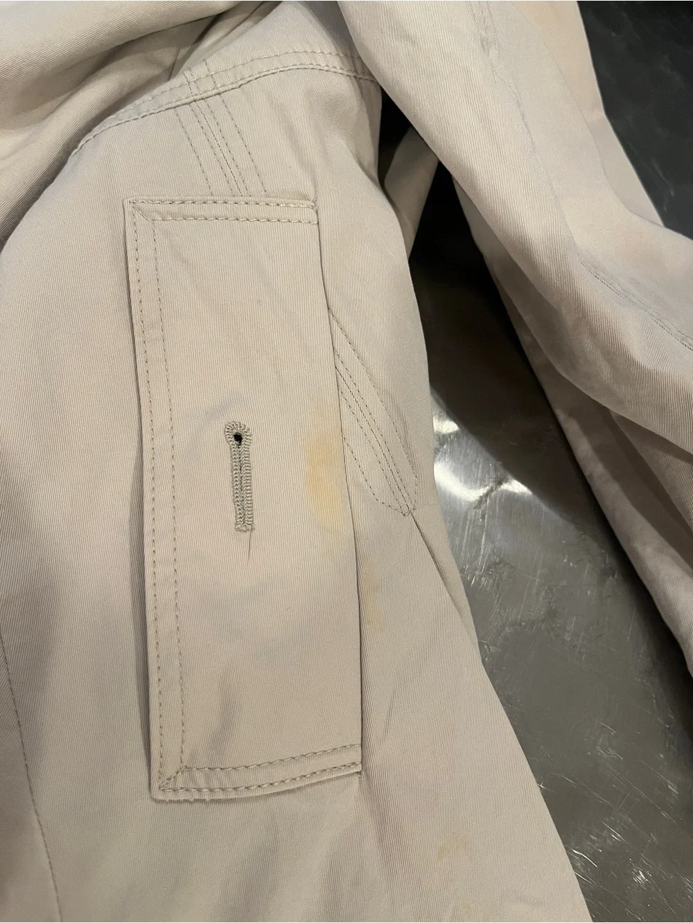 Burberry Women’s Beige/Gray Double-Breasted Belted Trench Coat - Picture 2 of 13